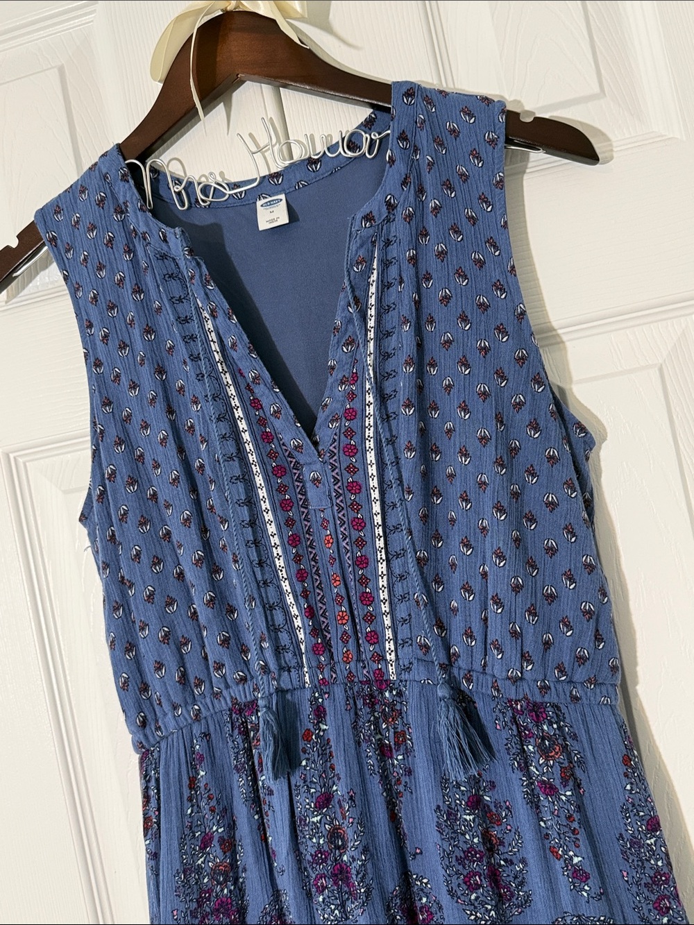 Old Navy Maxi Dress Women’s Sz M Boho Floral Print Ruffle Tiered Stretch Waist - Picture 3 of 6
